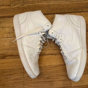 Nike white EBreon